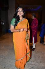 at Durga jasraj_s daughter Avani_s wedding reception with Puneet in Mumbai on 16th Dec 2012 (103).JPG